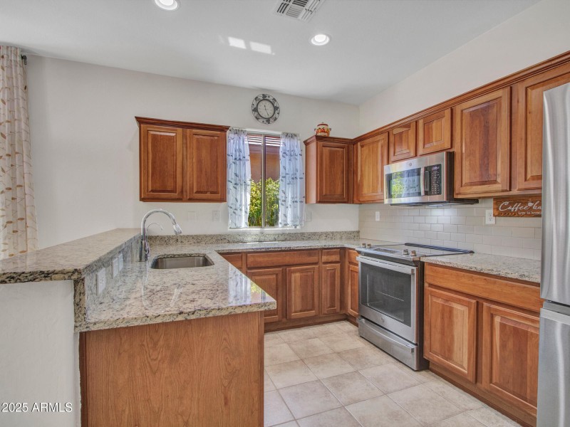 05-Kitchen-(3)