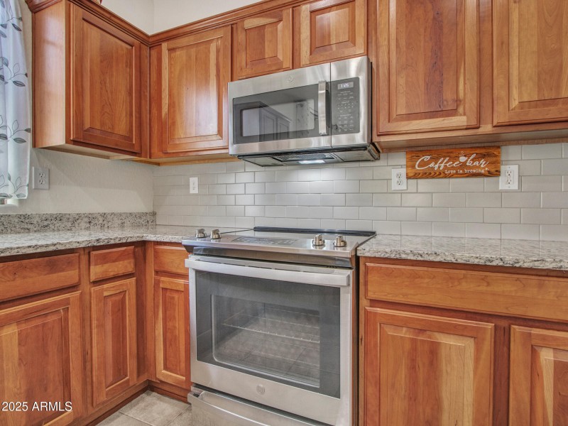 05-Kitchen-(5)