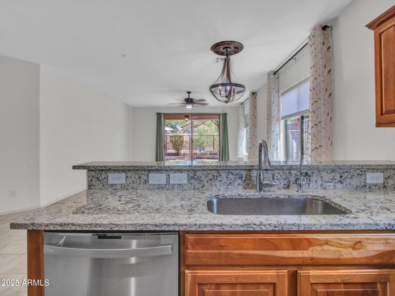 05-Kitchen-(6)