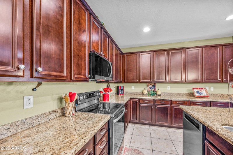 44353WEddieWay-27
