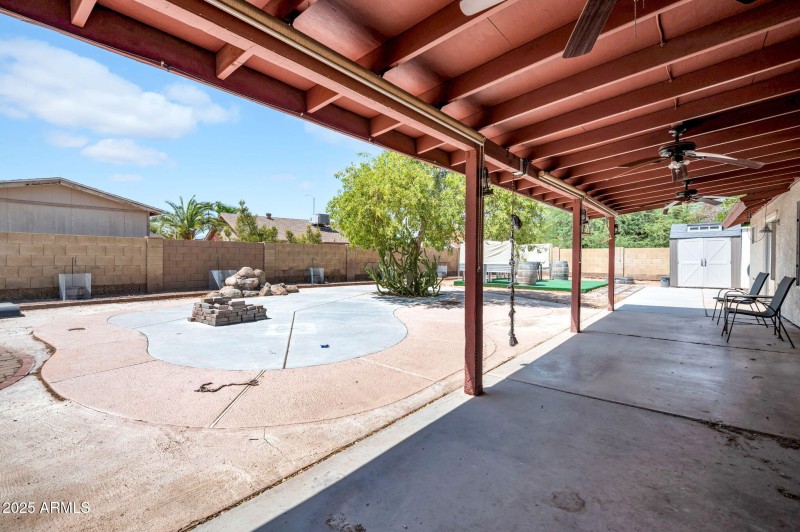 23-web-or-mls-1632 N Temple St-23