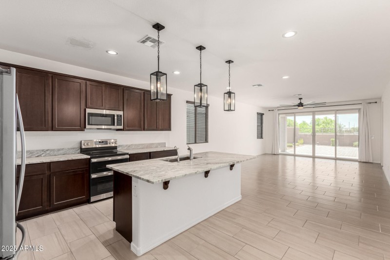 Open Kitchen