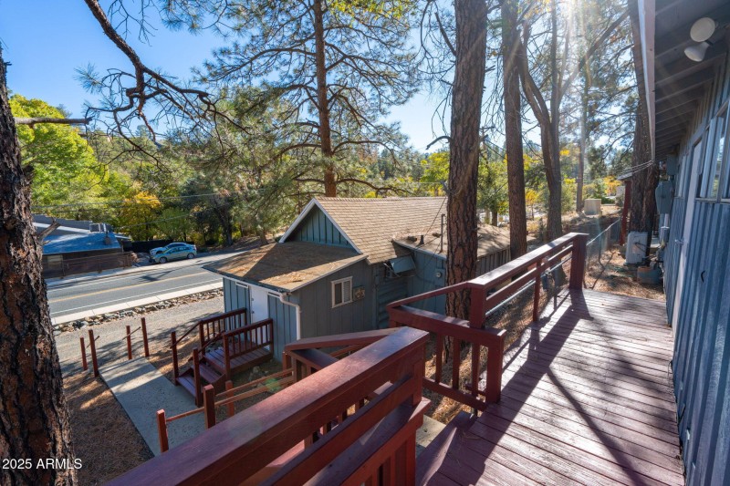 27-web-or-mls-1210-white-spar-rd