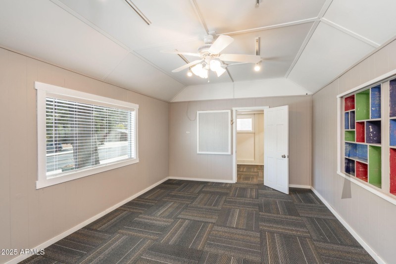 3-web-or-mls-1210-white-spar-rd