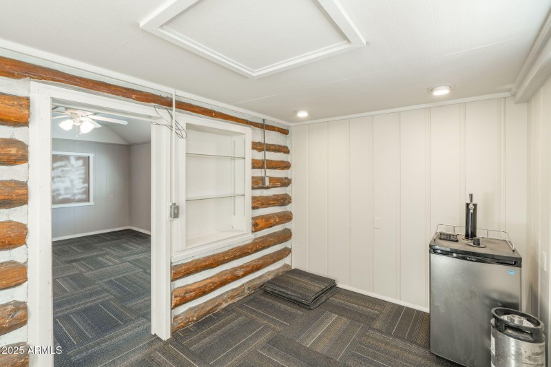 5-web-or-mls-1210-white-spar-rd