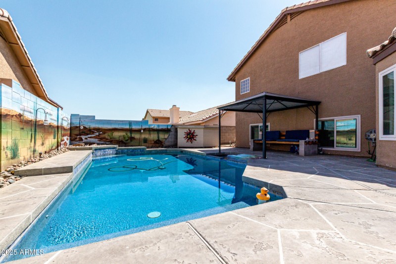 Pool & Purgola
