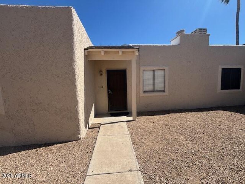 Condo 33