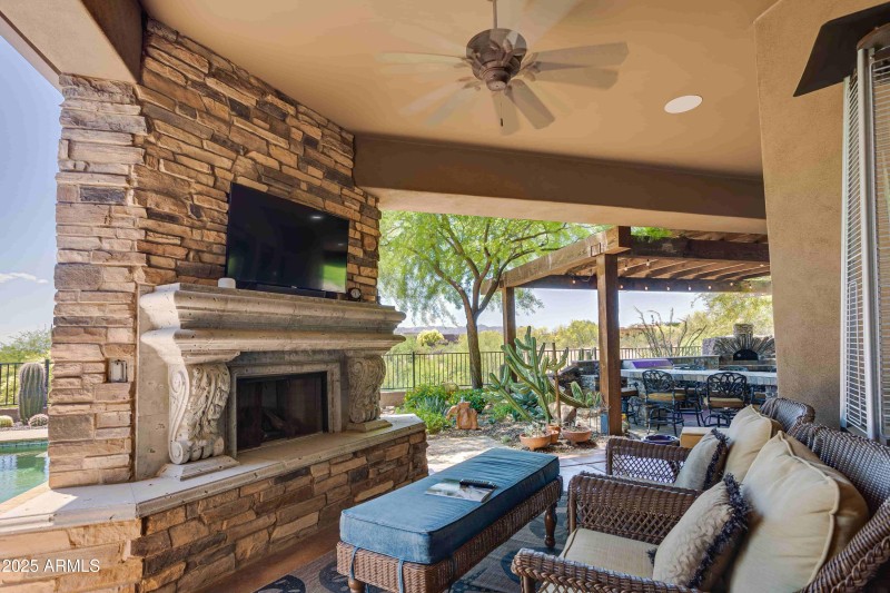 outddor fireplace