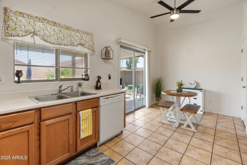 14908 W Acapulco Ln-12