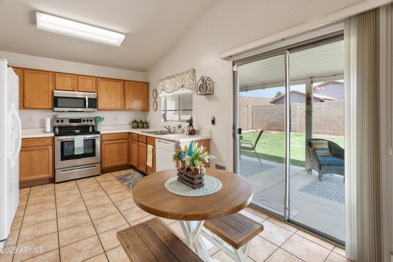 14908 W Acapulco Ln-13