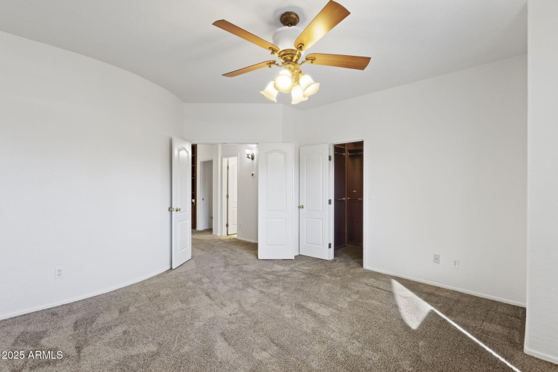Bedroom Walk in Closet
