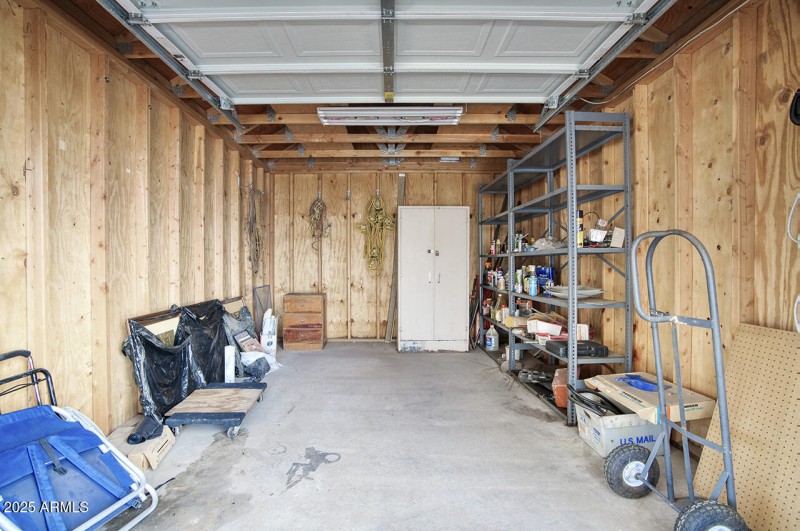 28 W LEWIS AVE