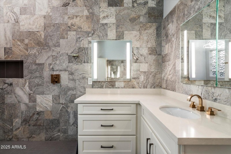 Dual Vanities