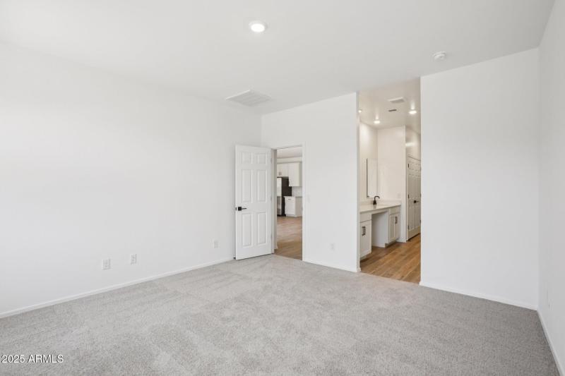 20-web-or-mls-W Moeller Rd-S1308-020