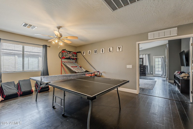 7C8AB541-42D8-4EE3-9D59-9B2D51713A57