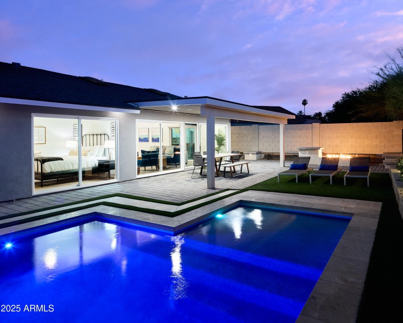 PropertyImageCo_6020N77thPl_WEB_9