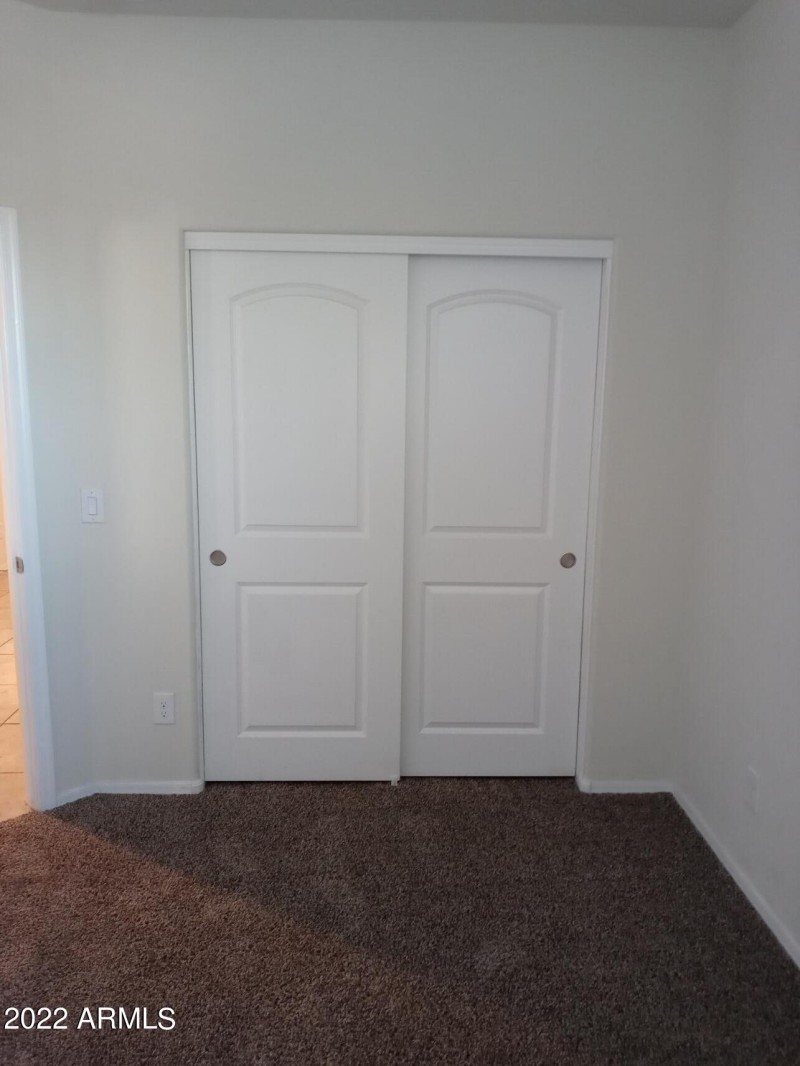 31009 W COLUMBUS AVE20