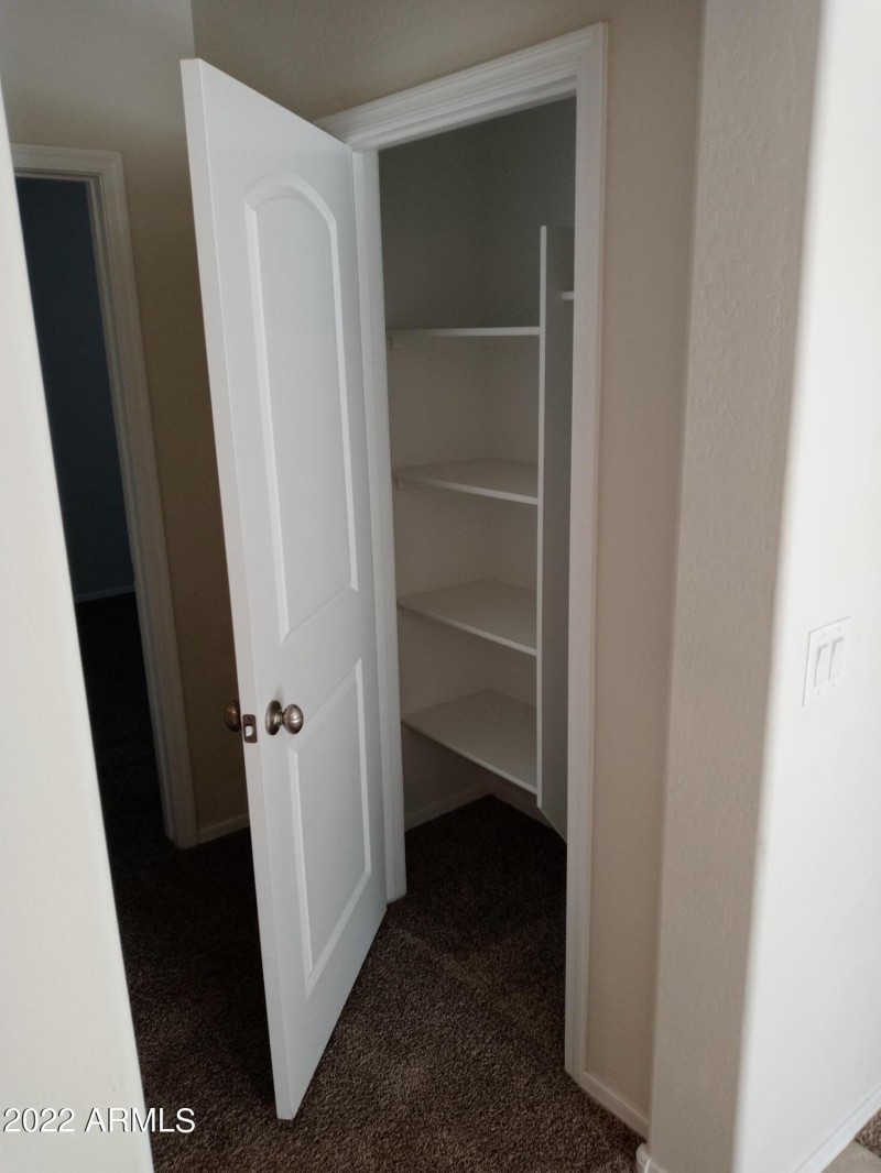 31009 W COLUMBUS AVE36