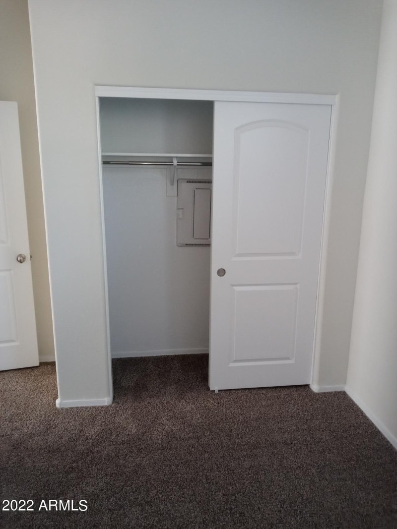 31009 W COLUMBUS AVE40