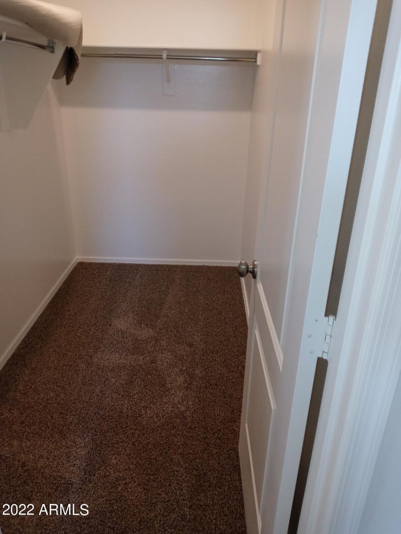 31009 W COLUMBUS AVE44