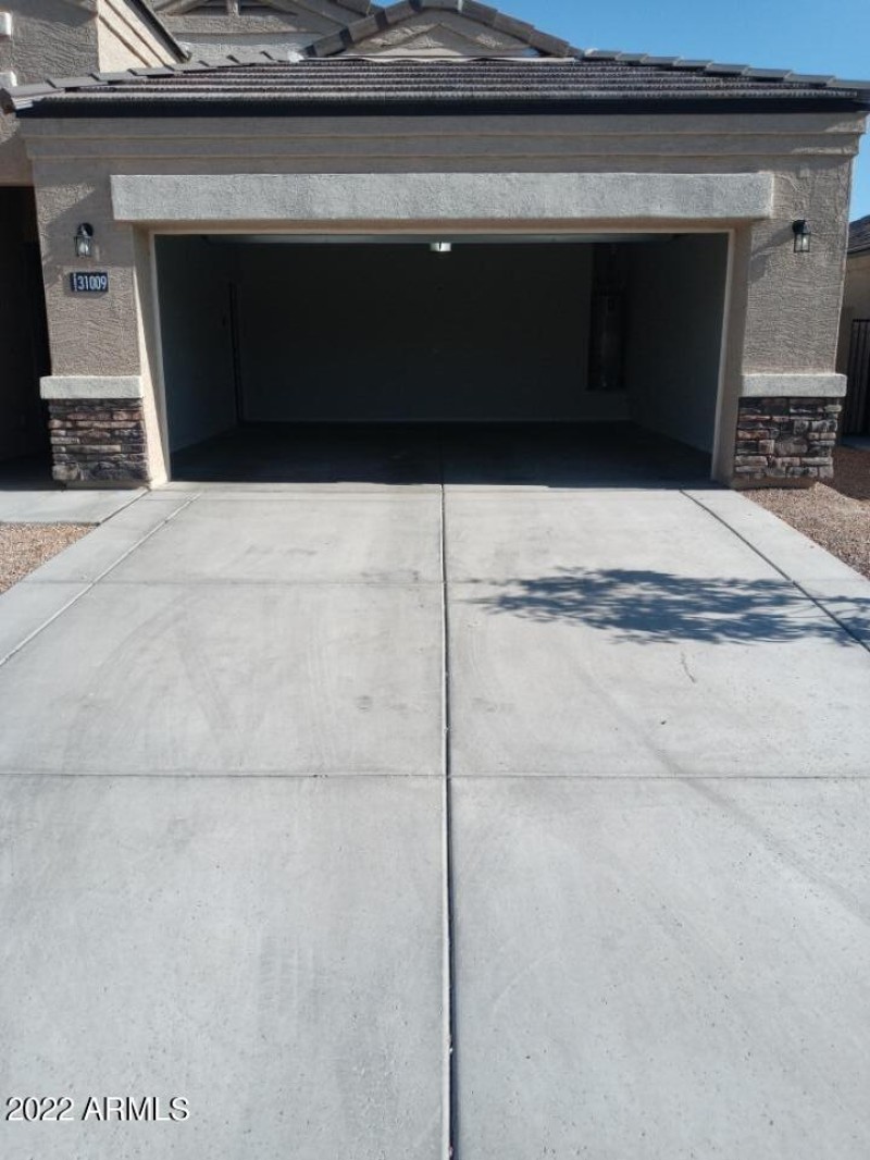 31009 W COLUMBUS AVE56