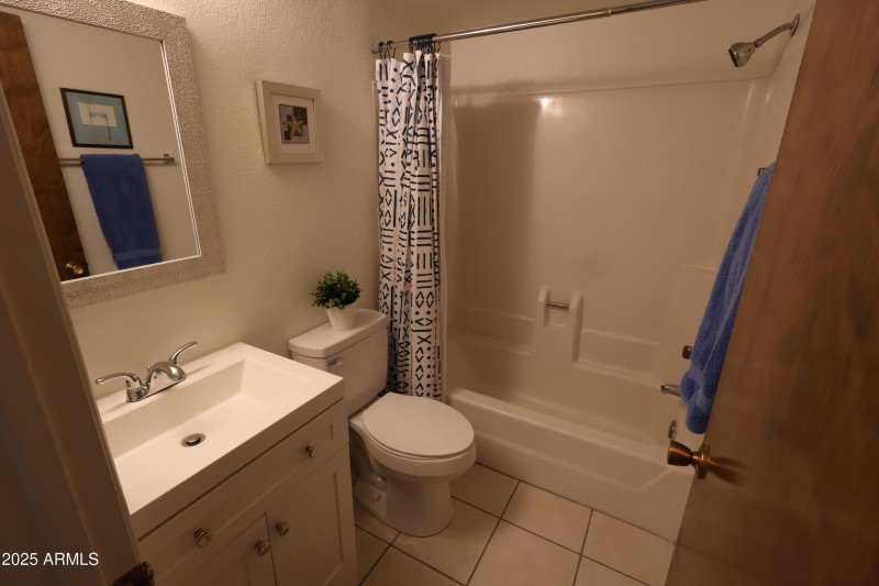Guest Bathroom