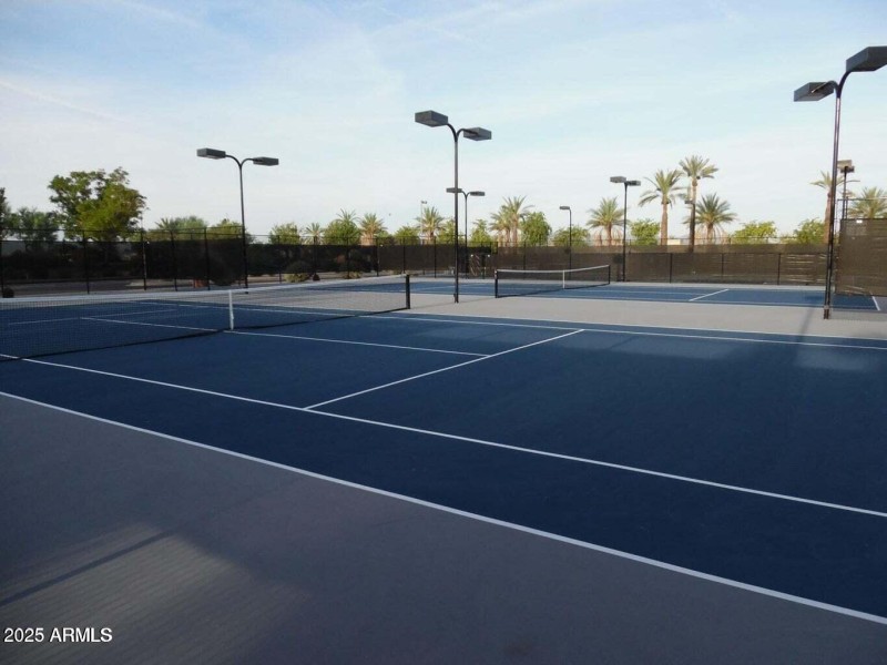 Tennis & Pickle Ball Courts