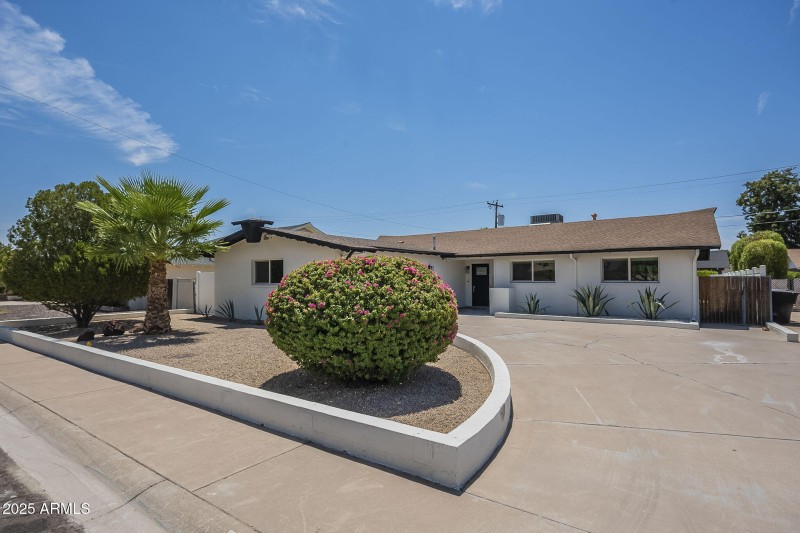 3-web-or-mls-Montebello-3