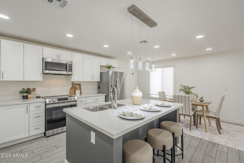 17-web-or-mls-Montebello-17
