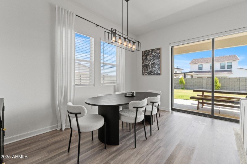 35173 n covelite way-21