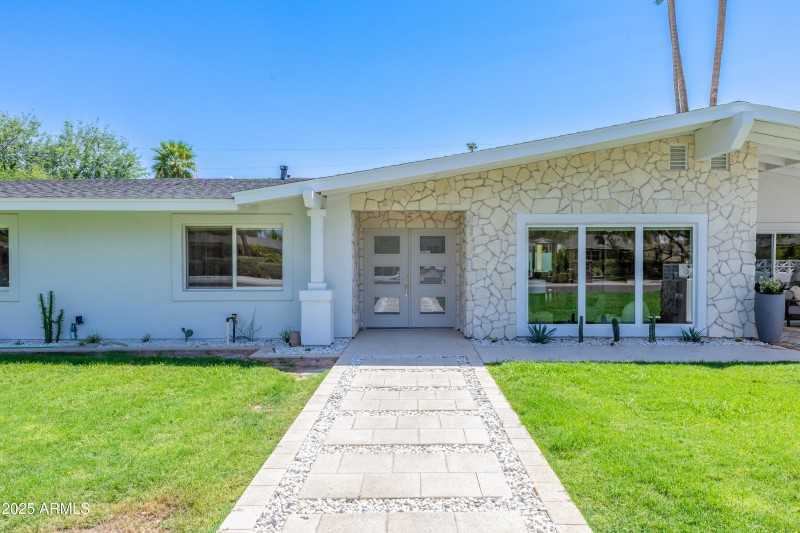 7411 E Vista Dr-2