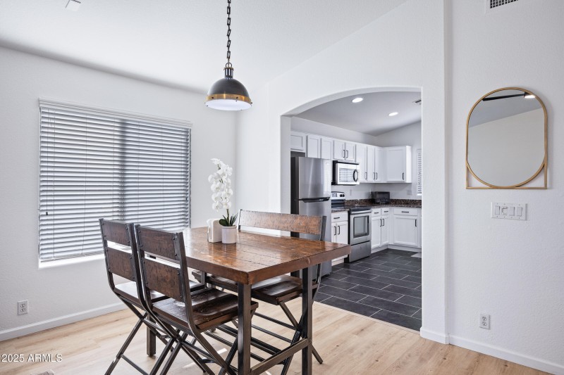 5045 E Duane Ln-12