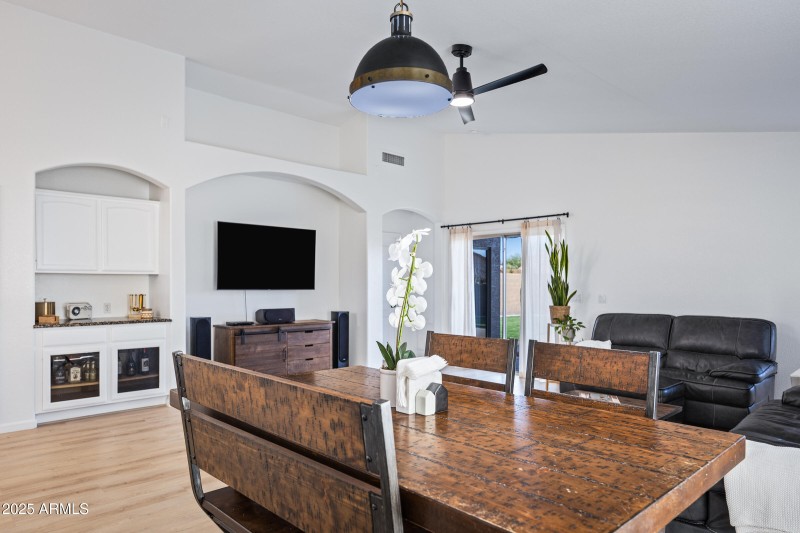 5045 E Duane Ln-13