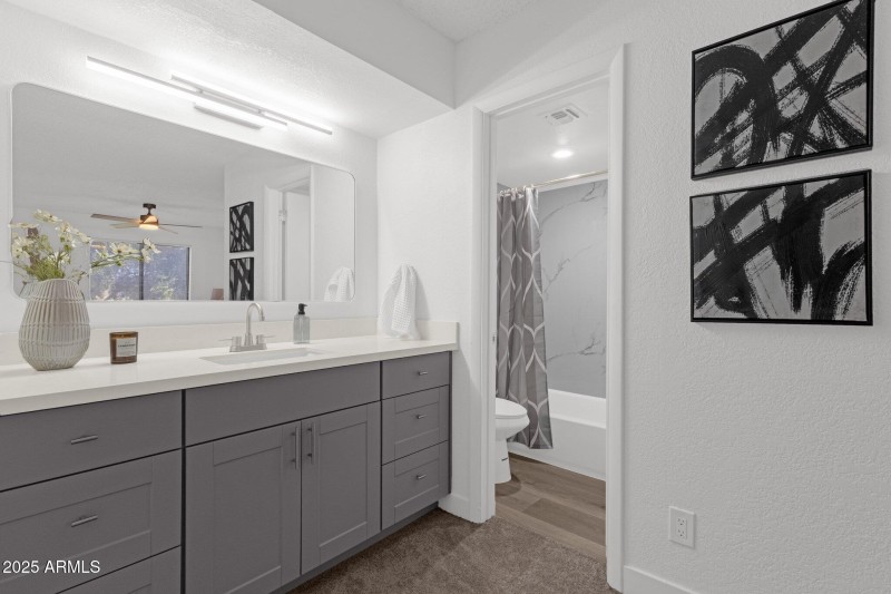 26-web-or-mls-1075-e-chandler-blvd-212