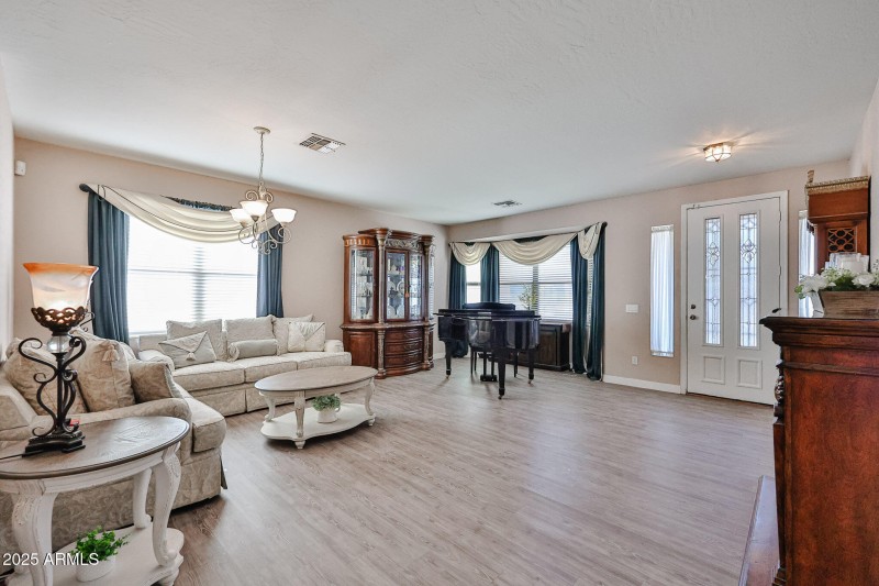 FORMAL LIVING SPACE