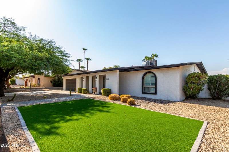 04- 2550 E Sahuaro Dr, Phoenix 85028