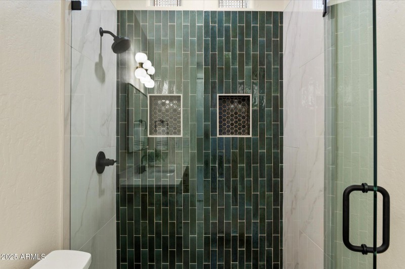 Guest Bathroom Walk In Shower
