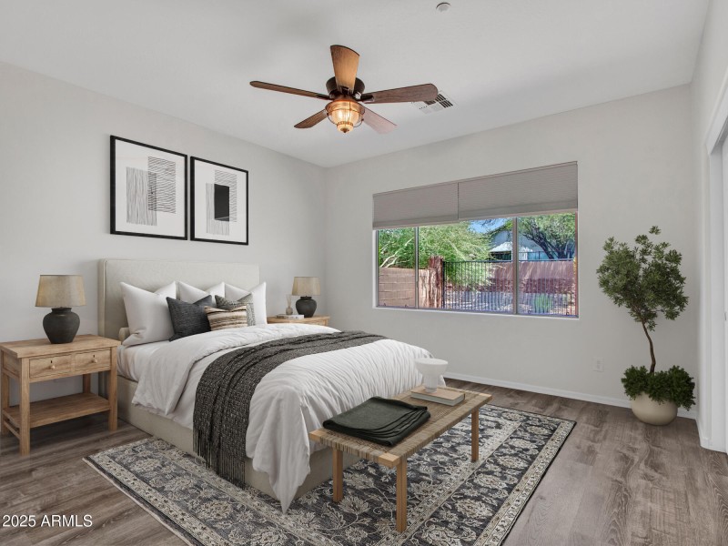 04-Primary-bedroom