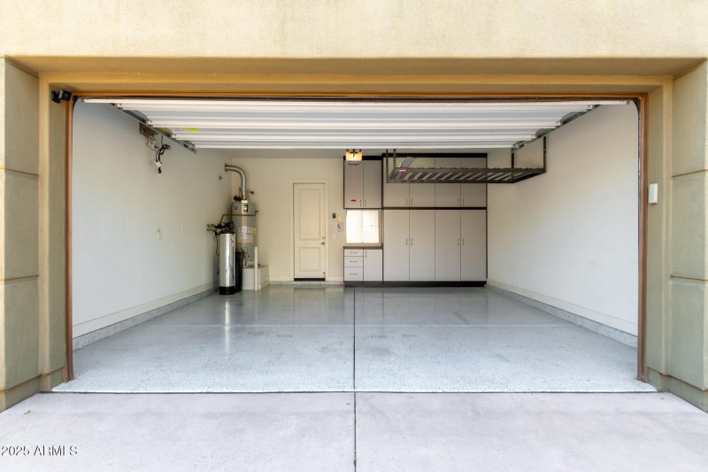 Pinnacle Pointe Unit 2037