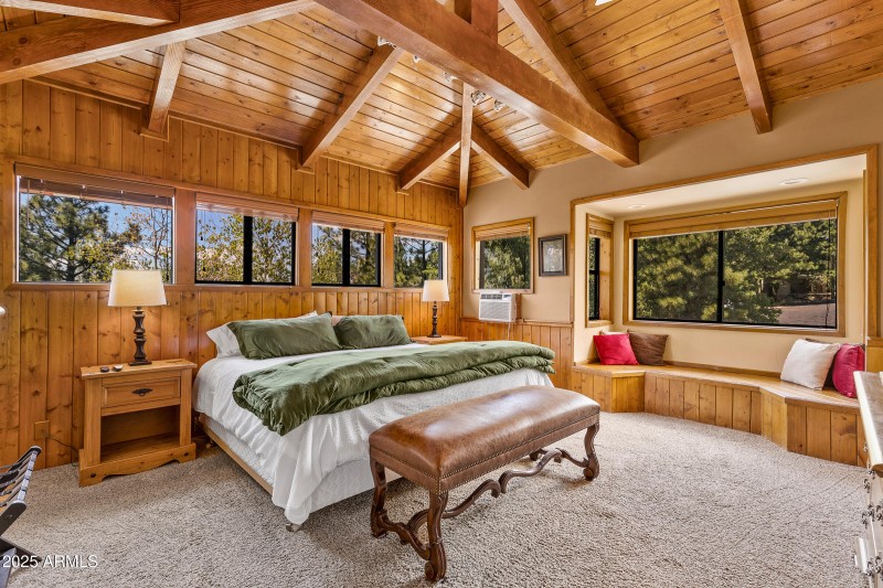 Primary suite