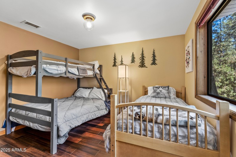 Fourth bedroom