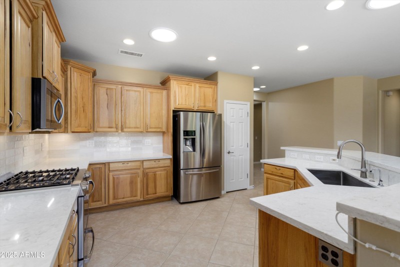15-Kitchen