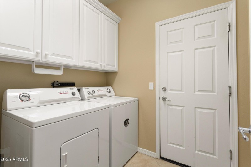32-Laundry