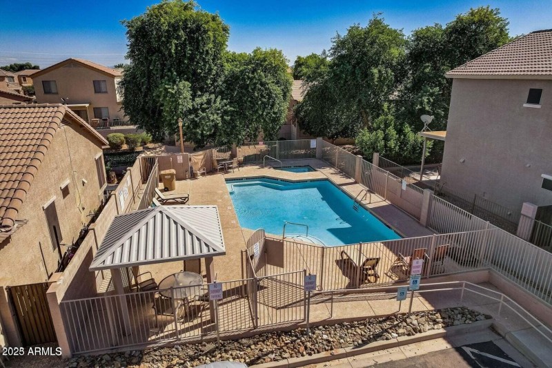 Pool 3