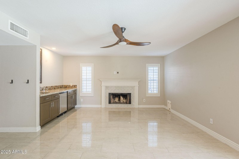 14-web-or-mls-Paradise-14