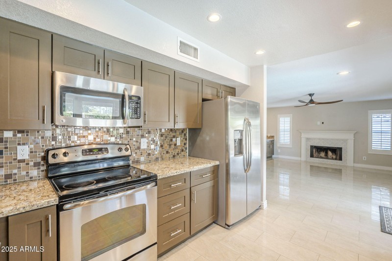 19-web-or-mls-Paradise-19