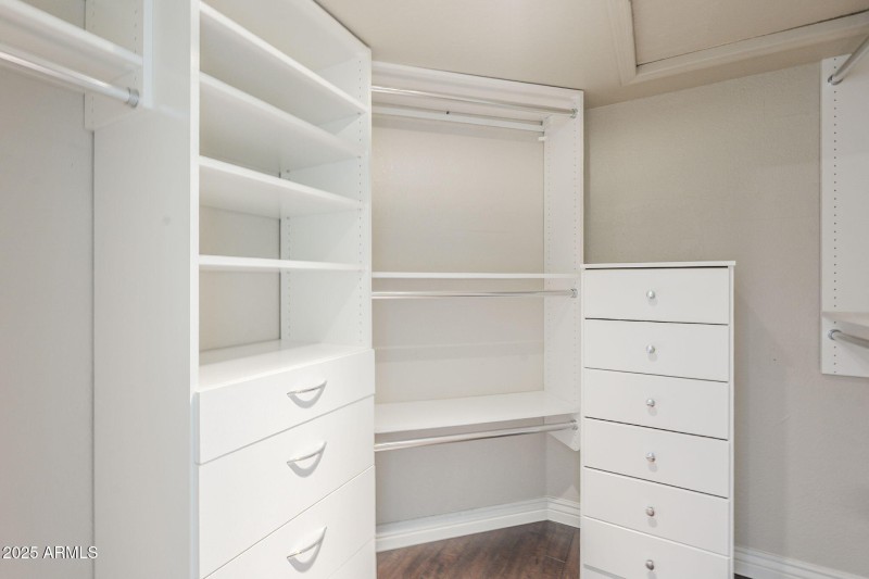 27-web-or-mls-Paradise-27