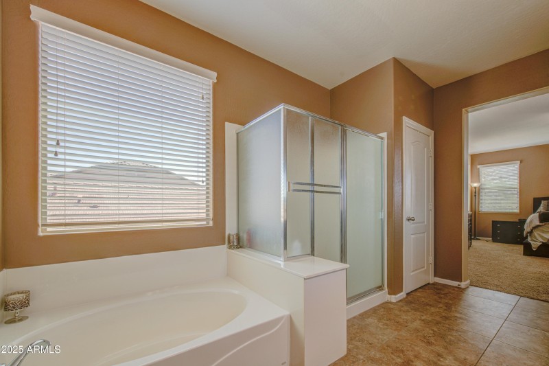 Primary Bath separate tub/shower!