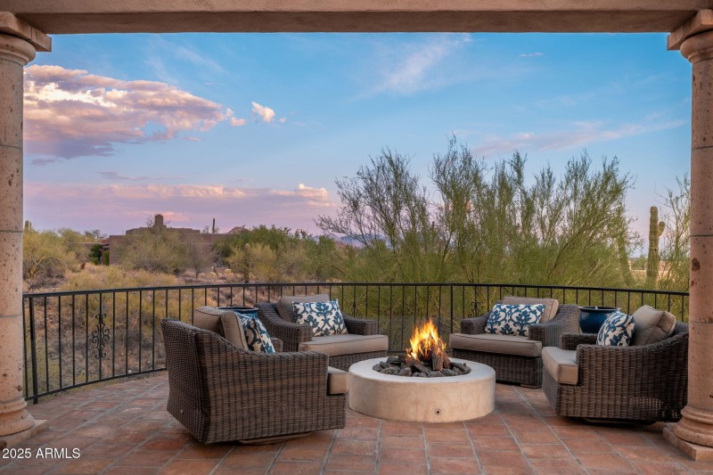 6527 E El Sendero Rd - 070