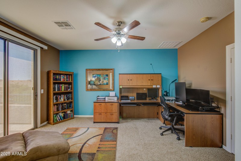 Primary Bed sitting area